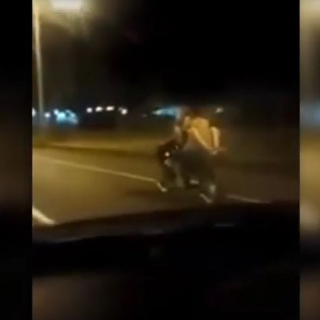 Pareja haciendo el amor en moto [PUNIQRANDLINE-(au-dating-names.txt) 32